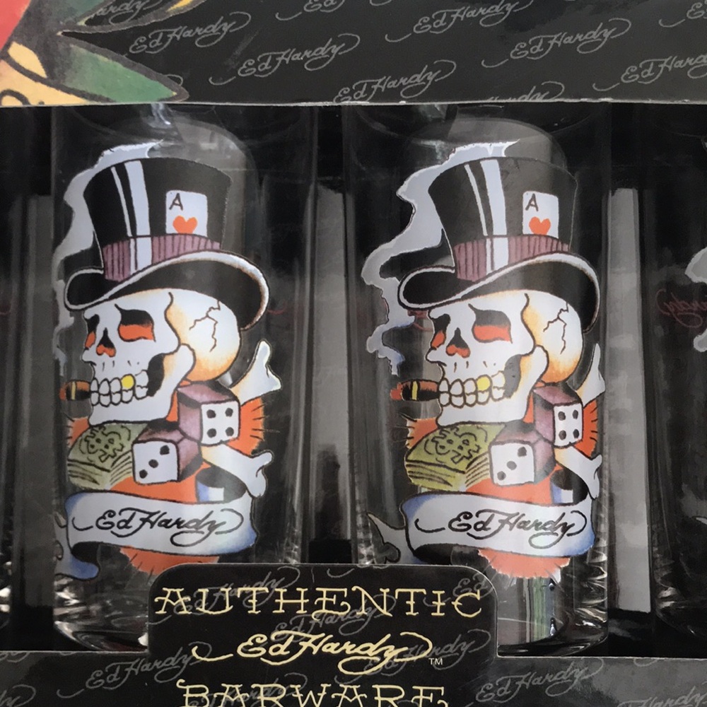 Ed Hardy glassware set high ball drinking  cocktail glass dice cards